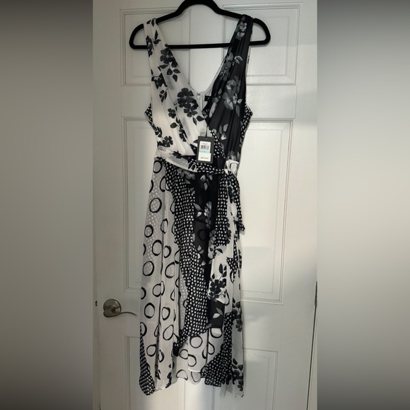 DKNY dress - Picture 1 of 2